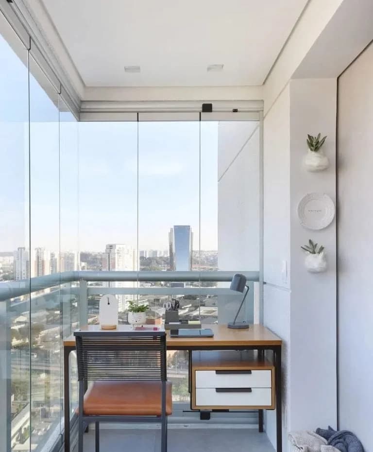 Birou Balcon