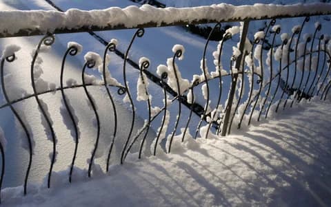 Cum ne bucurăm de balcon iarna?