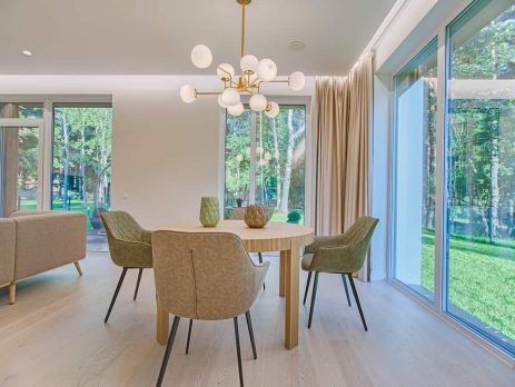 Usa glisanta aspect frumos pentru interior