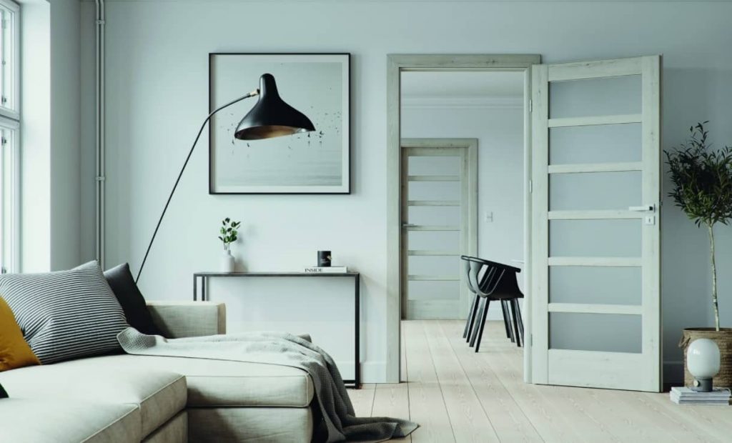 usi interior albe porta minimalist